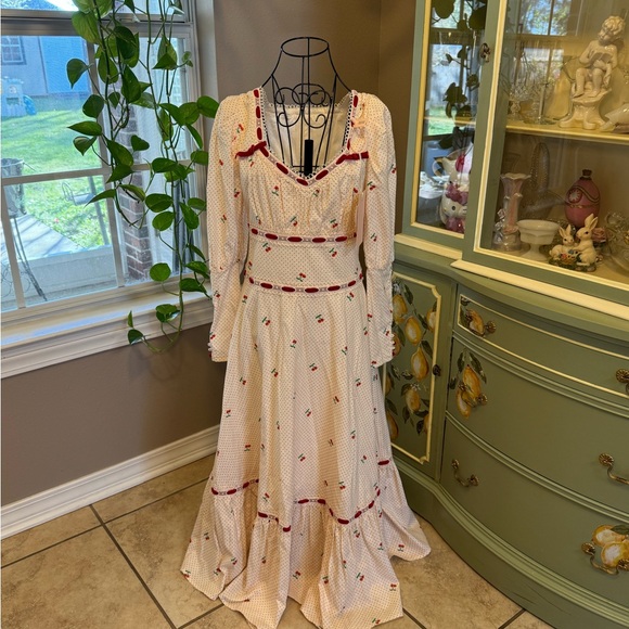 Lacemade Dresses & Skirts - NWT Lacemade Cherry Dress